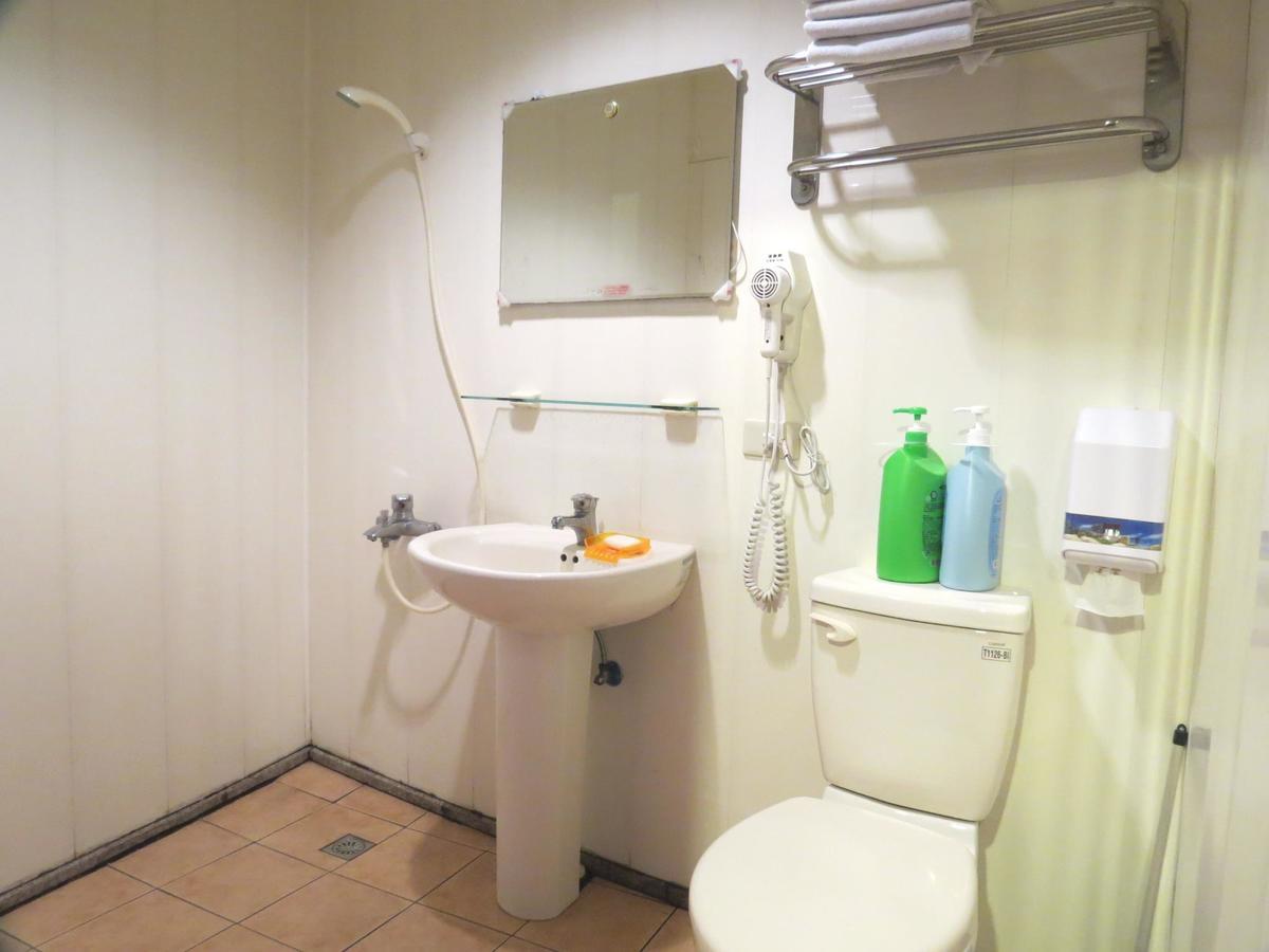 Smile Baby Hotel Luodong Exterior photo